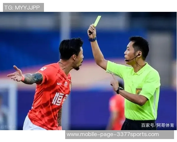 泰国队激烈拼抢频频犯规吃黄牌比赛火药味十足