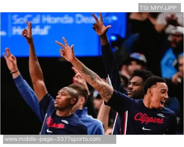 快船北伐历程回顾三个月内逆袭西部冠军展现强大实力与韧性